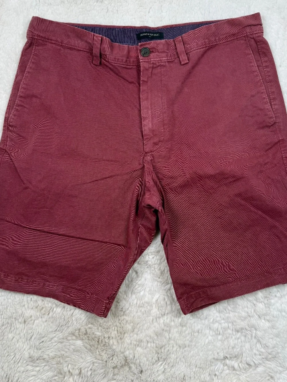Banana Republic City Short in Red Heather Cotton 10
